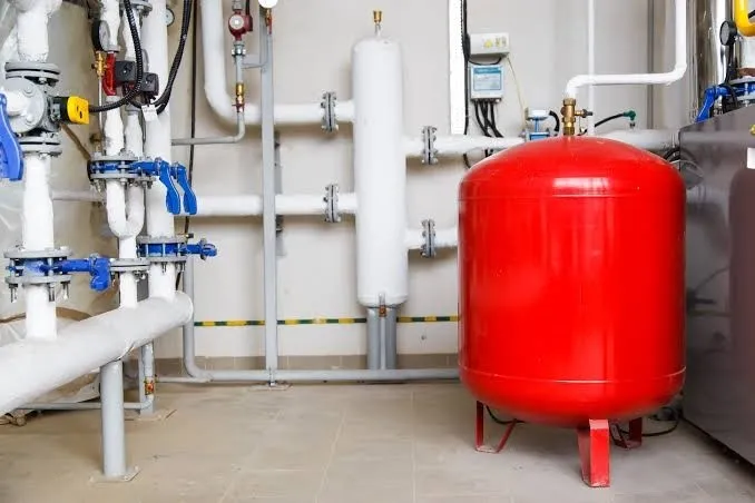 Genleşme Tankları: Isıtma ve Soğutma Sistemlerinde Verimlilik Nasıl Artırılır?